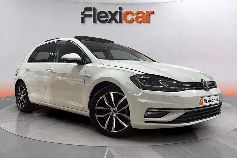 Blanco Usado 2019 VW Golf Edition Berlina | 18.290 € (Buen precio) - Imagen 1/4