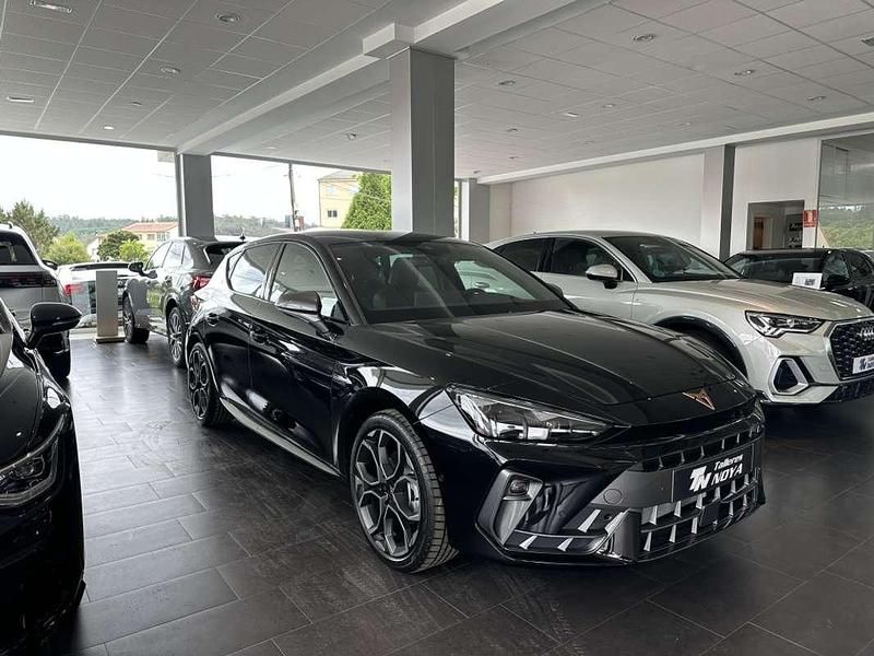 Negro Nuevo 2025 Cupra Leon Utilitario | 31.900 € (Buen precio) - Imagen 1/4