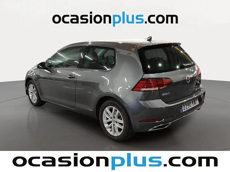 Usado VW Golf VII Advance 125 CV (91 kW) 2018 Gris Utilitario