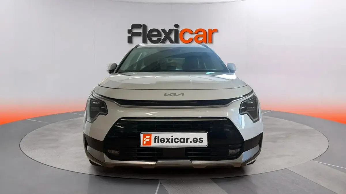 Usado Kia Niro 141 CV (103 kW) 2023 Blanco SUV