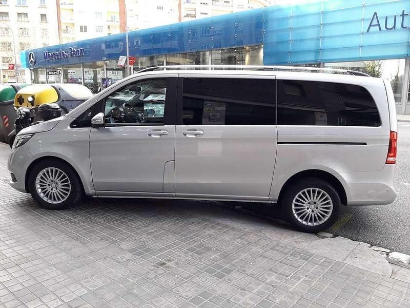 Usado Mercedes V250 190 CV (139 kW) 2015 Plata Monovolumen