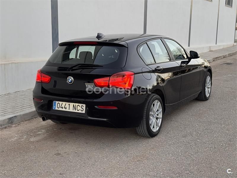 Usado BMW 116 Sport Line 136 CV (100 kW) 2015 Negro Utilitario