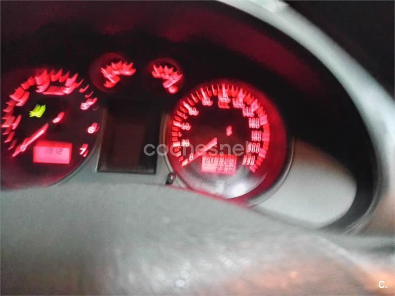 Azul Usado 2003 Seat Ibiza Stella Berlina | 2590 € (Caro) - Imagen 1/4