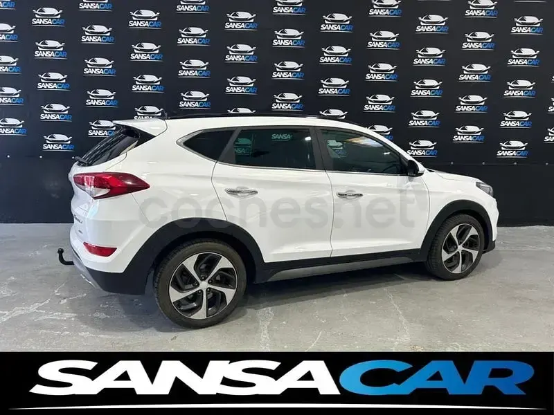 Usado Hyundai Tucson Style 184 CV (135 kW) 2015 Blanco SUV