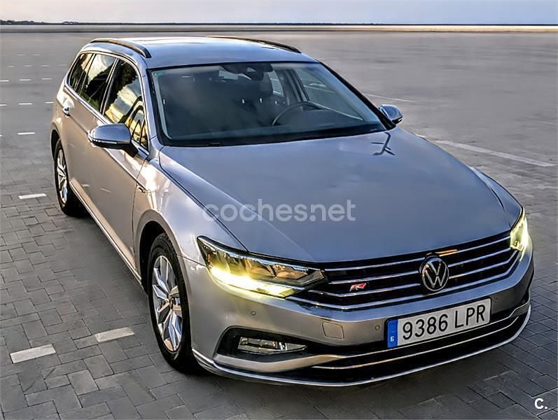 Usado VW Passat Executive 150 CV (110 kW) 2021 Gris / plata Familiar