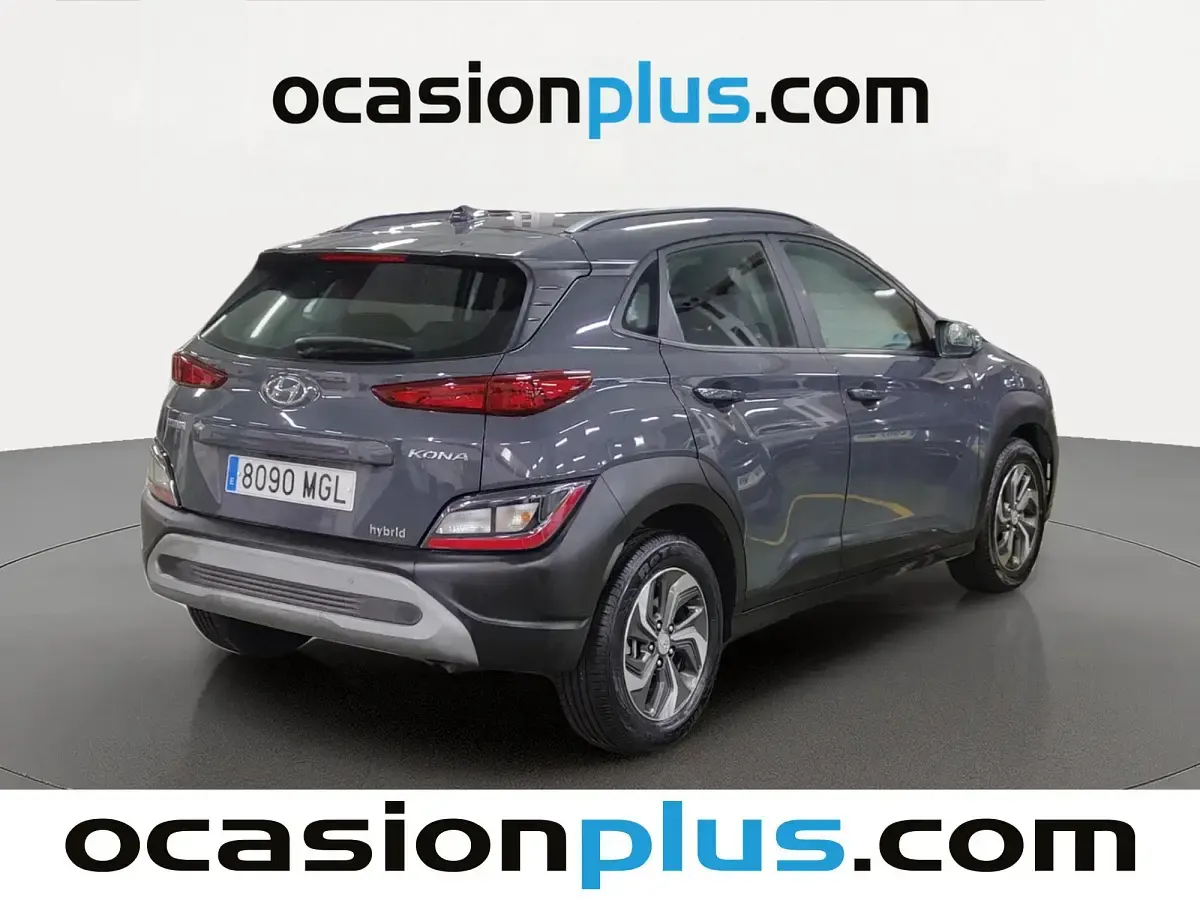 Usado Hyundai Kona 141 CV (103 kW) 2023 Gris SUV