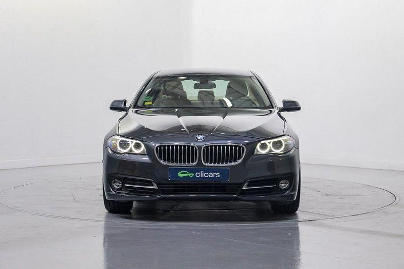 Usado BMW 520 190 CV (139 kW) 2016 Gris / plata Berlina