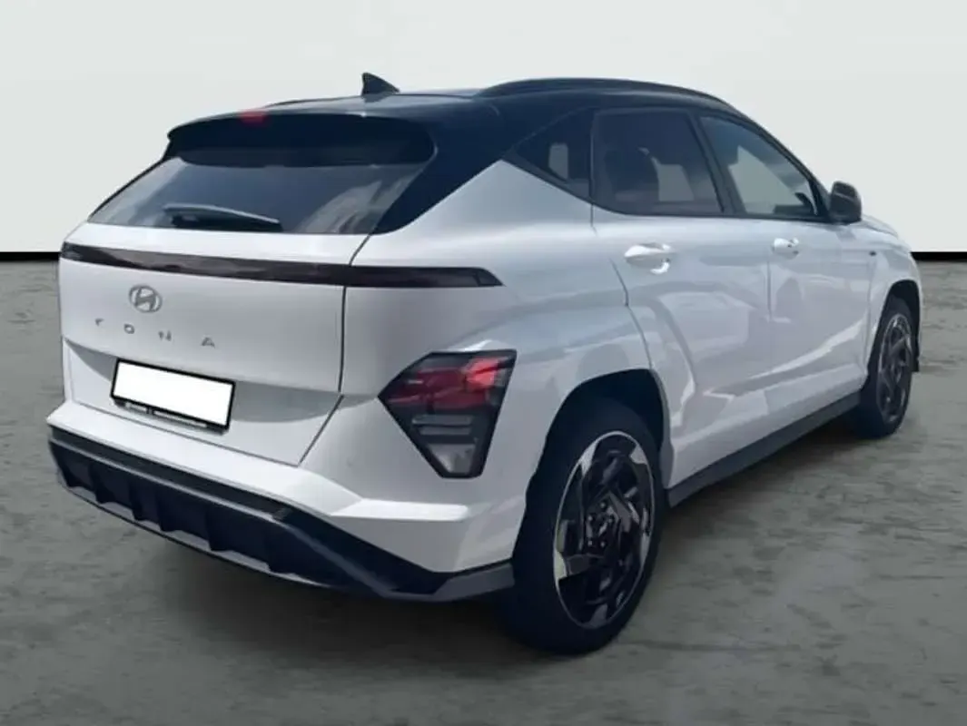 Usado Hyundai Kona N Line 150 kW (204 CV) 2026 Blanco SUV