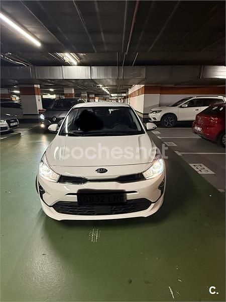 Blanco Usado 2021 Kia Rio Sport Berlina | 13.490 € (Buen precio) - Imagen 1/4