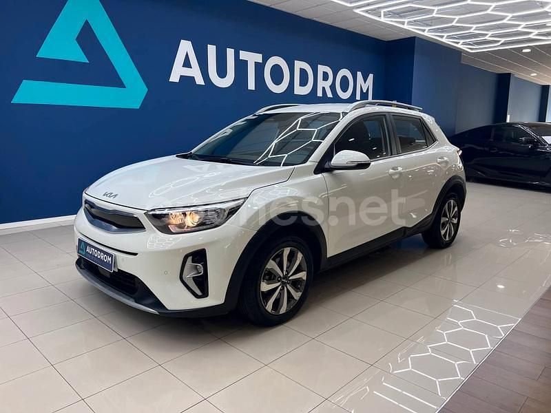 Blanco Usado 2022 Kia Stonic SUV | 14.990 € (Buen precio) - Imagen 1/4