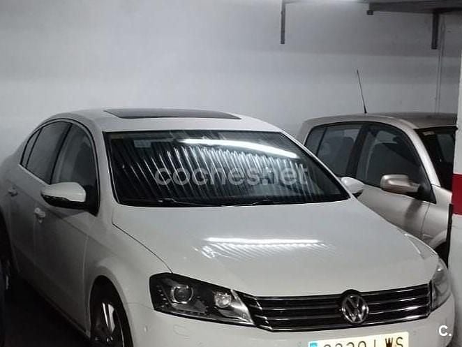 Blanco Usado 2012 VW Passat Edition Berlina | 10.900 € (Precio justo) - Imagen 1/4