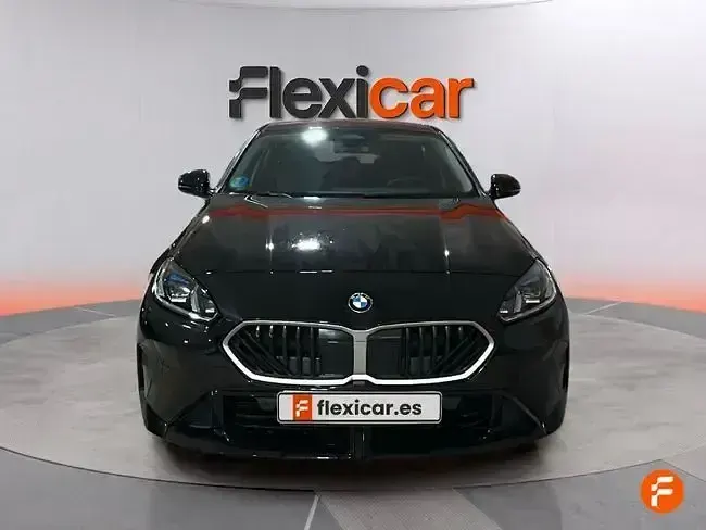Usado BMW 120 163 CV (119 kW) 2025 Negro Utilitario