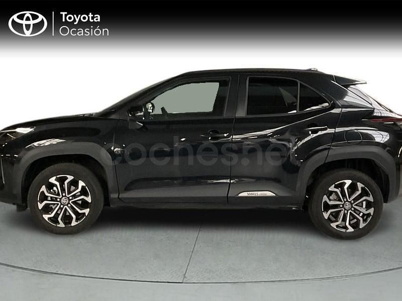 Usado Toyota Yaris Cross Active 130 CV (95 kW) 2025 Negro SUV