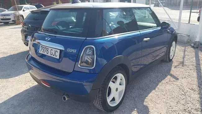 Usado Mini Cooper 119 CV (87 kW) 2008 Azul Utilitario