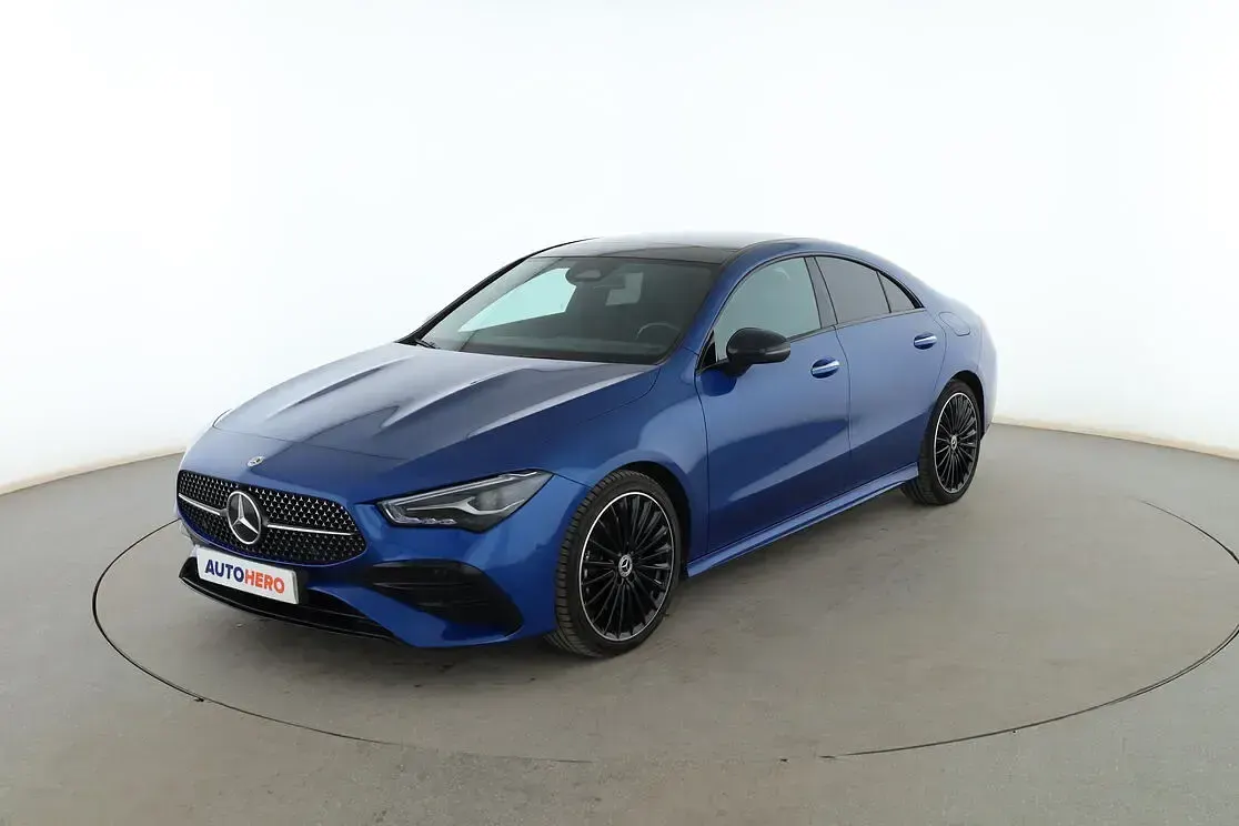 Usado Mercedes CLA220 AMG line 190 CV (139 kW) 2024 Coupe