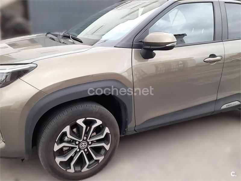 Usado Toyota Yaris Cross Active 116 CV (85 kW) 2024 Verde SUV