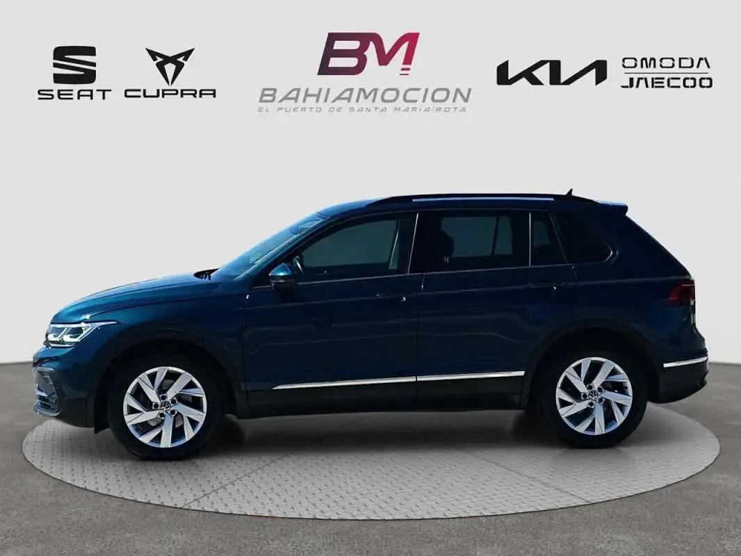 Usado VW Tiguan Life 150 CV (110 kW) 2021 Azul SUV