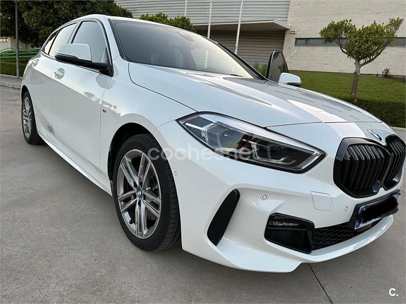Usado BMW 118 Shadowline 150 CV (110 kW) 2021 Blanco Utilitario