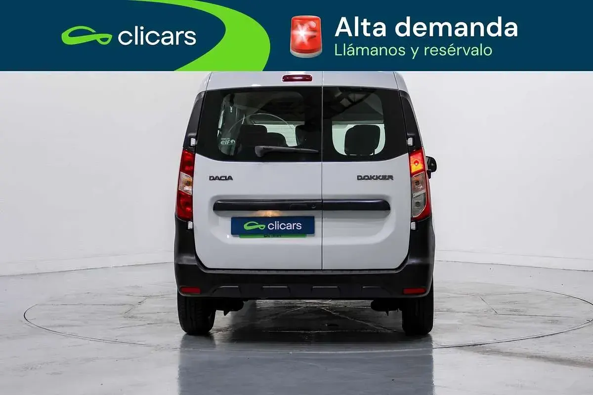 Usado Dacia Dokker Essentiel 95 CV (69 kW) 2020 Blanco Monovolumen