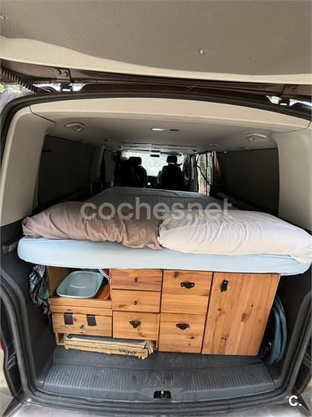 Marrón Usado 2011 VW Multivan Comfortline Van | 16.000 € (Precio justo) - Imagen 1/4