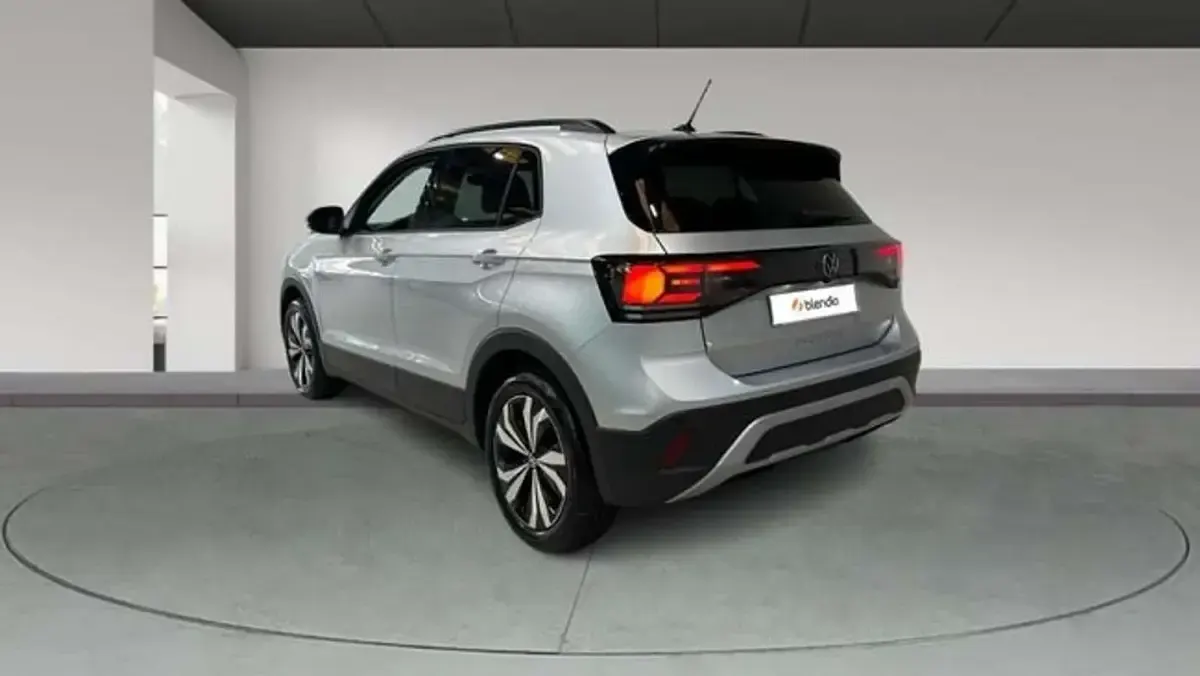 Usado VW T-Cross 116 CV (85 kW) 2025 Gris SUV