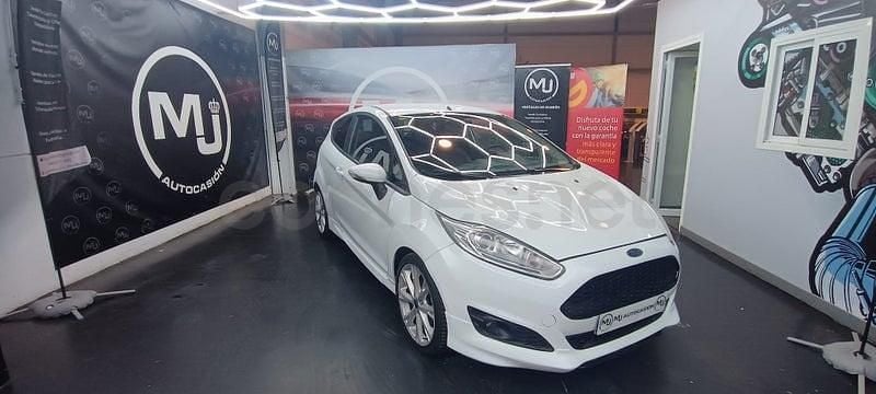 Blanco Usado 2013 Ford Fiesta Sport Berlina | 6990 € (Precio justo) - Imagen 1/4