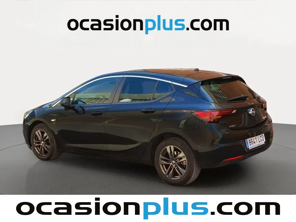 Usado Opel Astra S 110 CV (80 kW) 2019 Negro Utilitario