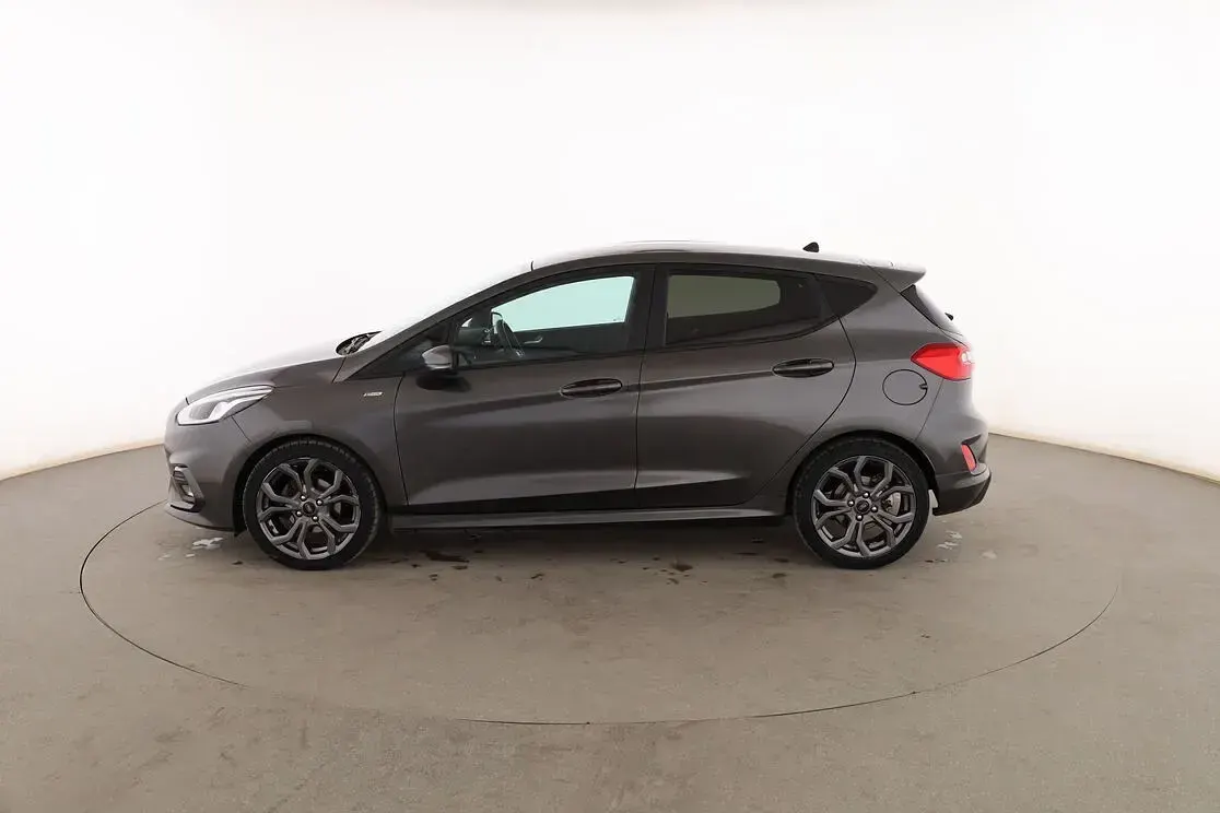 Usado Ford Fiesta ST-Line 100 CV (73 kW) 2019 Gris Utilitario