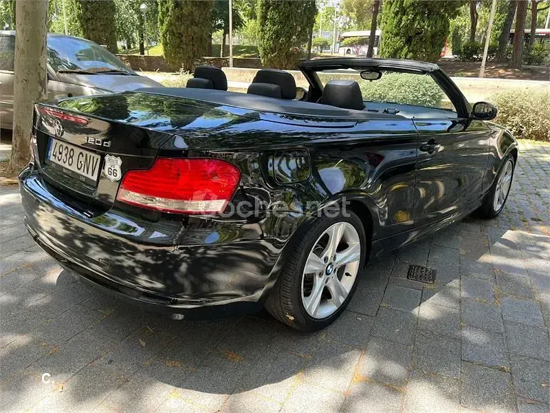 Usado BMW 120 Cabriolet 177 CV (130 kW) 2009 Negro Descapotable