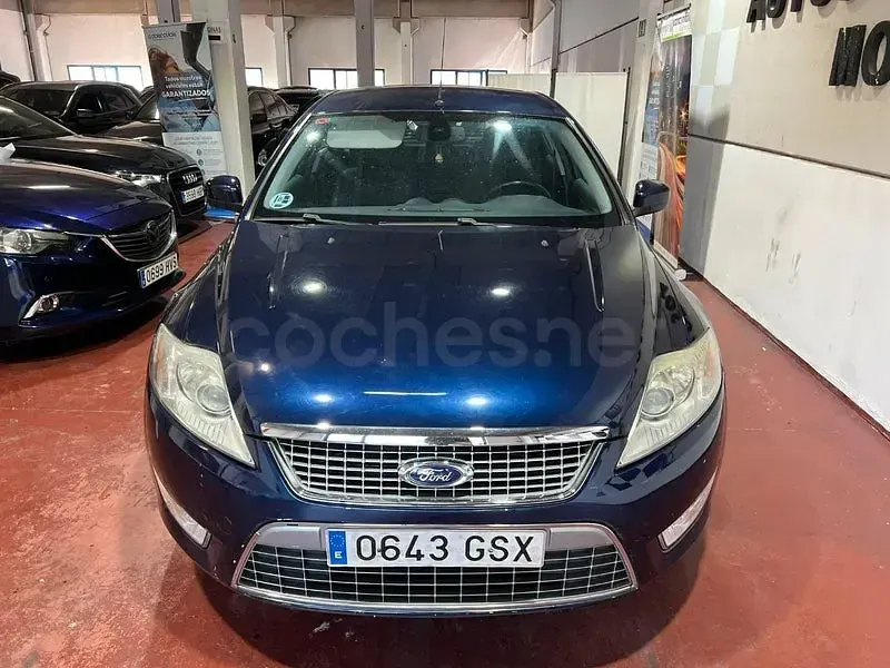 Usado Ford Mondeo Titanium 140 CV (102 kW) 2009 Azul Berlina