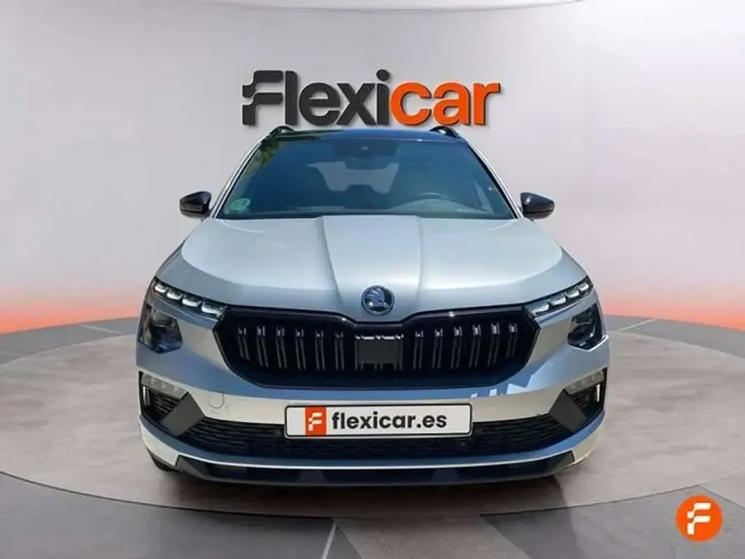 Usado Skoda Kamiq Monte Carlo 116 CV (85 kW) 2024 Gris SUV