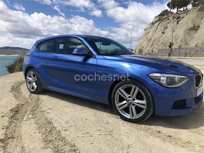 Używany BMW 118 143 KM (105 kW) 2015 Niebieski Hatchback
