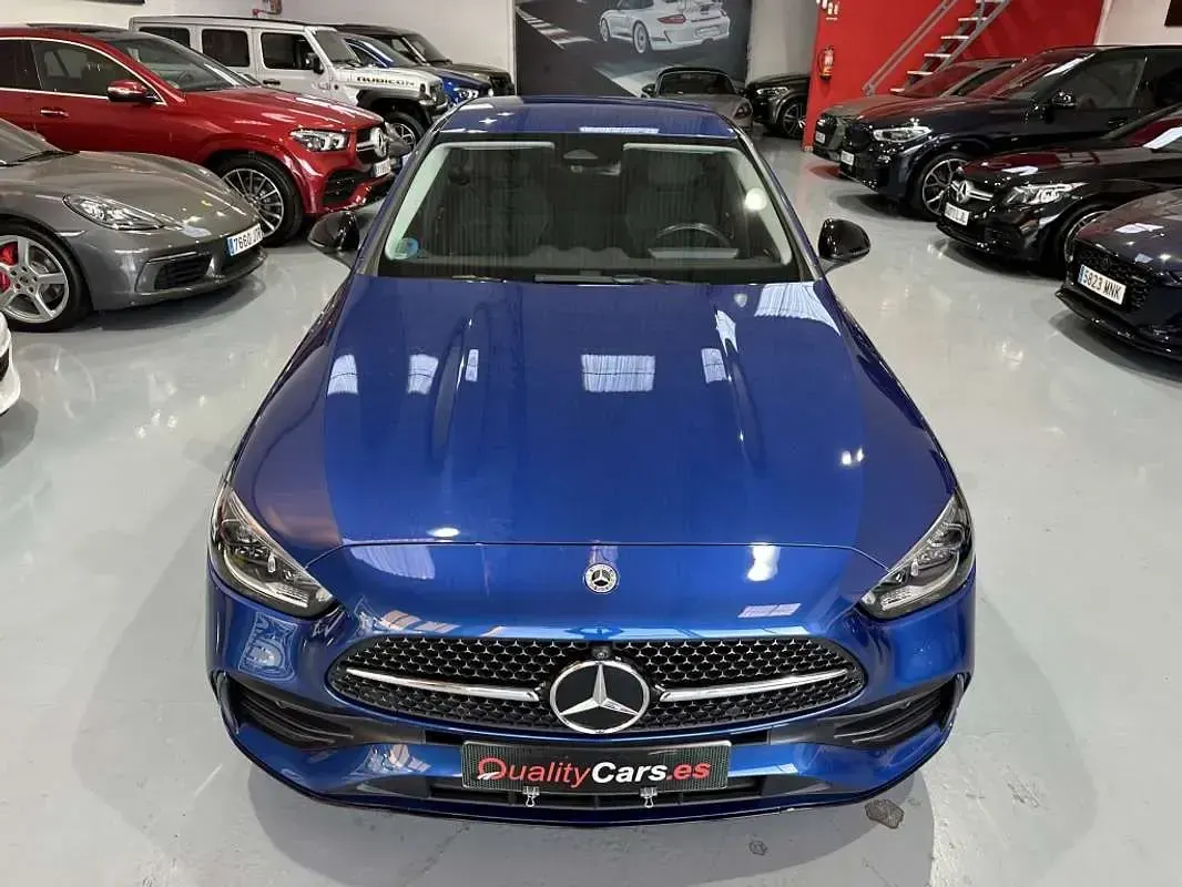 Usado Mercedes C220 200 CV (147 kW) 2023 Azul Berlina