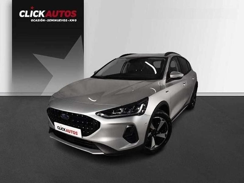 Używany Ford Focus Active 155 KM (114 kW) 2024 Srebrny Sedan/Limuzyna