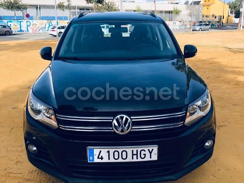 Negro Usado 2011 VW Tiguan Advance SUV | 13.700 € (Precio justo) - Imagen 1/4