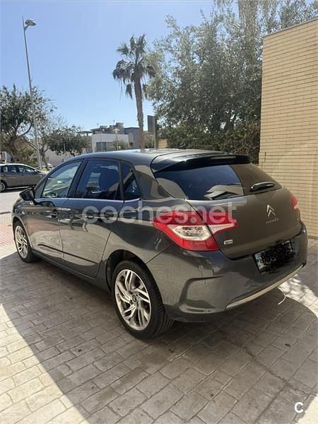 Usado Citroën C4 112 CV (82 kW) 2012 Gris / plata Berlina