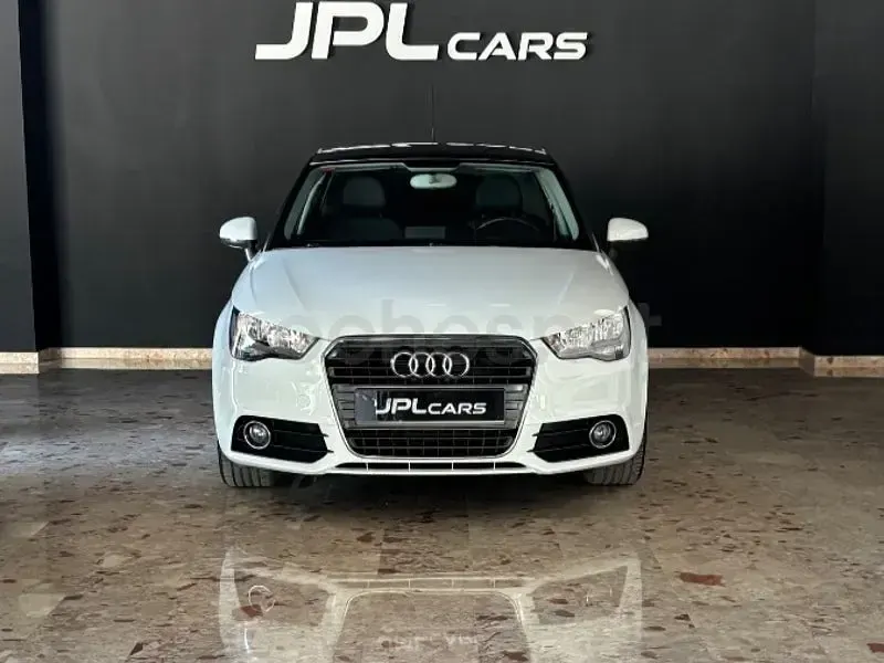Usado Audi A1 Sportback Ambition 86 CV (63 kW) 2013 Blanco Utilitario