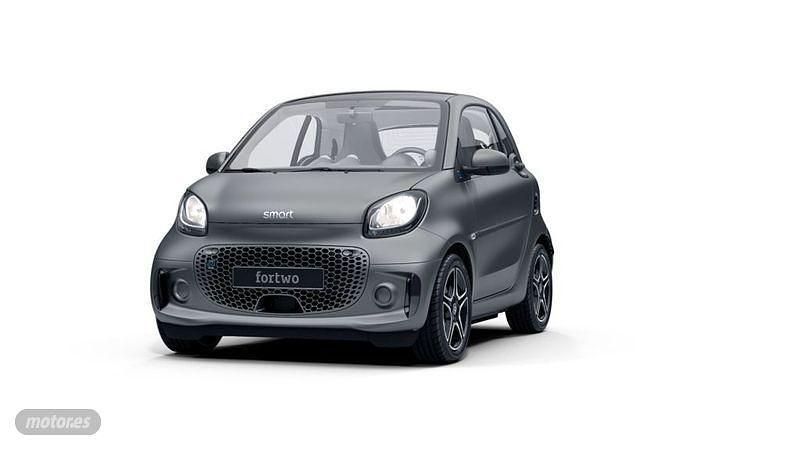 Gris / plateado Usado 2021 Smart ForTwo Electric Drive Pulse Coupe | 13.900 € (Precio justo) - Imagen 1/4