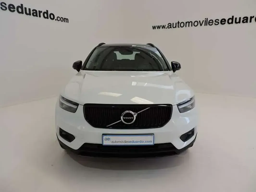 Brugt Volvo XC40 Momentum 163 HK (119 kW) 2021 Hvid SUV
