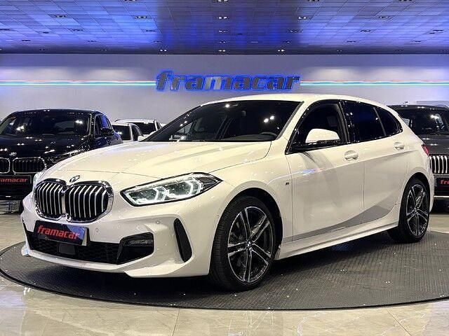 Blanco Usado 2021 BMW 118 Executive Utilitario | 25.990 € (Precio justo) - Imagen 1/4