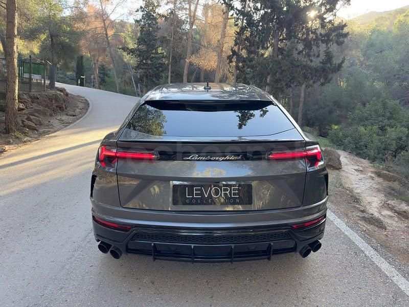 Usado Lamborghini Urus 666 CV (489 kW) 2022 Gris / plata SUV