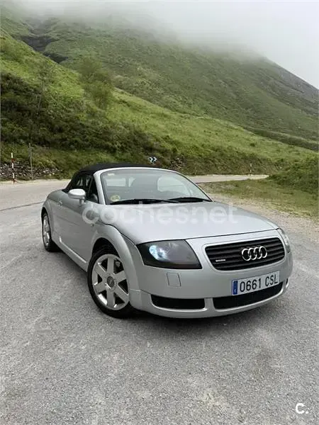 Usado Audi TT Roadster 180 CV (132 kW) 2001 Gris / plata Descapotable