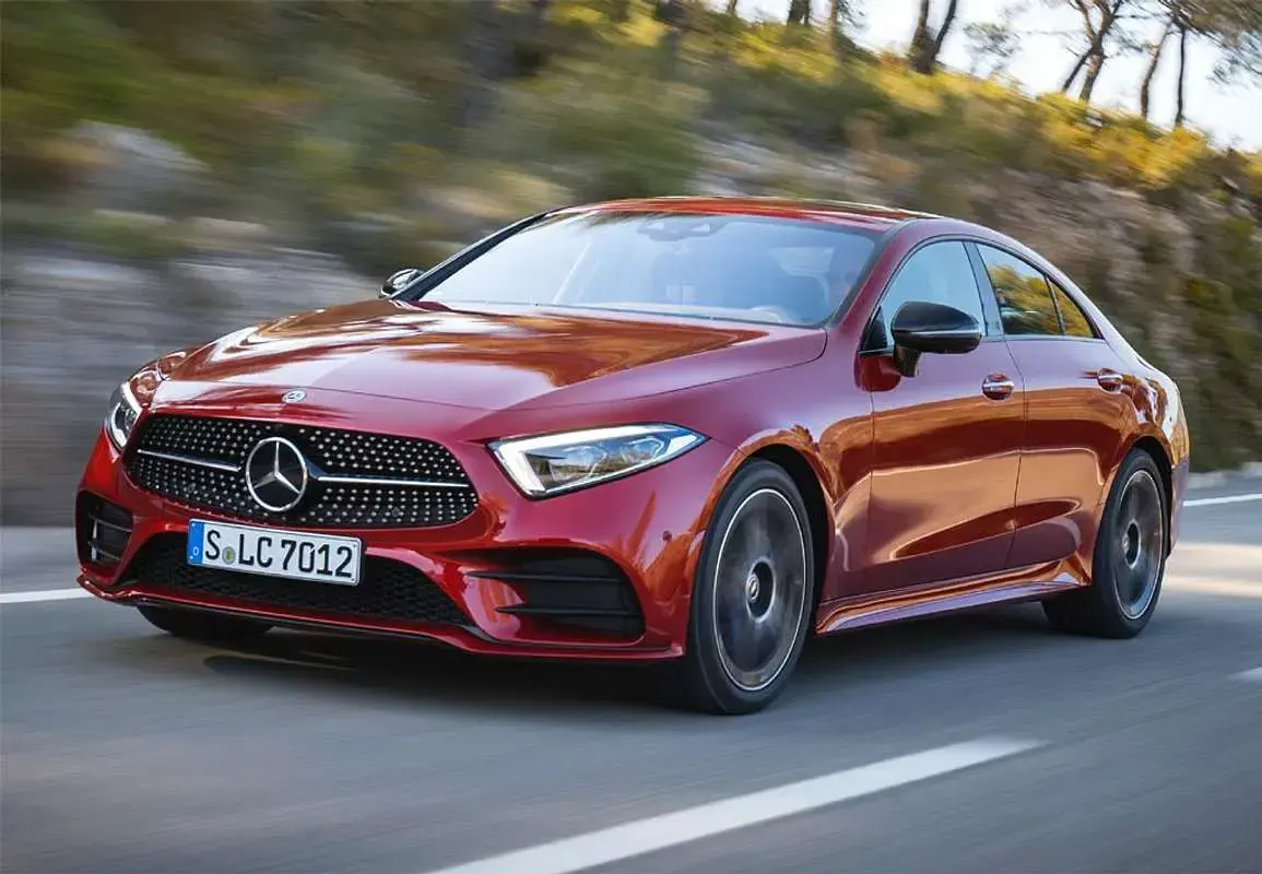 Usado Mercedes CLS300 265 CV (194 kW) 2023 Gris Coupe