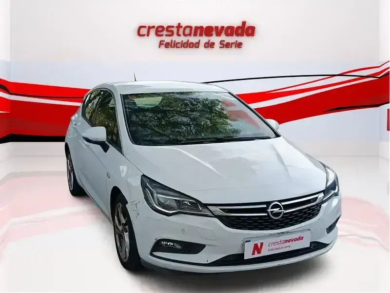 Usado Opel Astra Dynamic 110 CV (80 kW) 2017 Blanco Utilitario