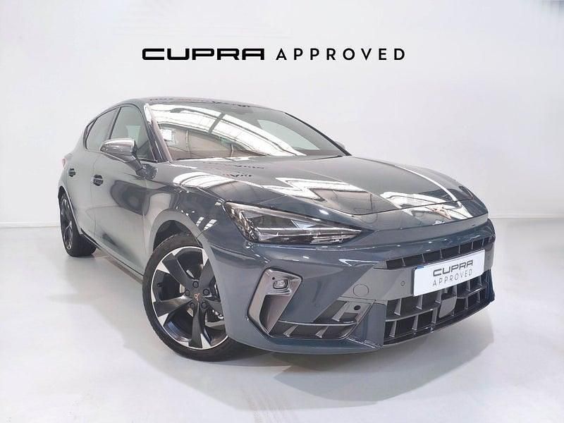 Azul Usado 2025 Cupra Leon Berlina | 27.490 € (Precio justo) - Imagen 1/4
