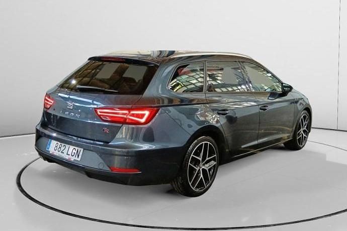 Usado Seat Leon FR 150 CV (110 kW) 2020