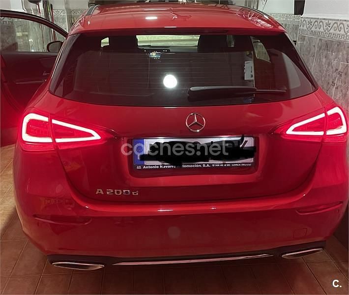 Usado Mercedes A200 150 CV (110 kW) 2020 Rojo Berlina