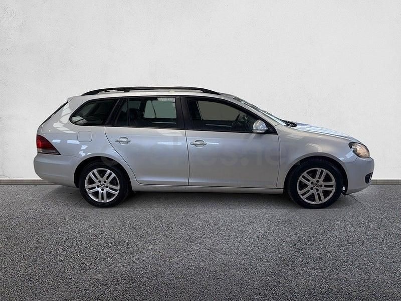 Usado VW Golf VII Sport 105 CV (77 kW) 2012 Gris / plata Familiar