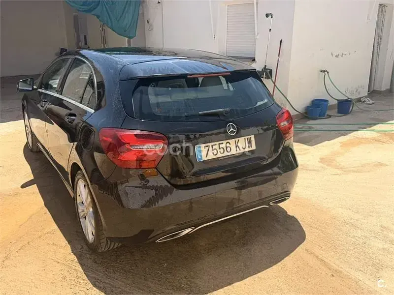 Usado Mercedes A200 136 CV (100 kW) 2018 Negro Berlina