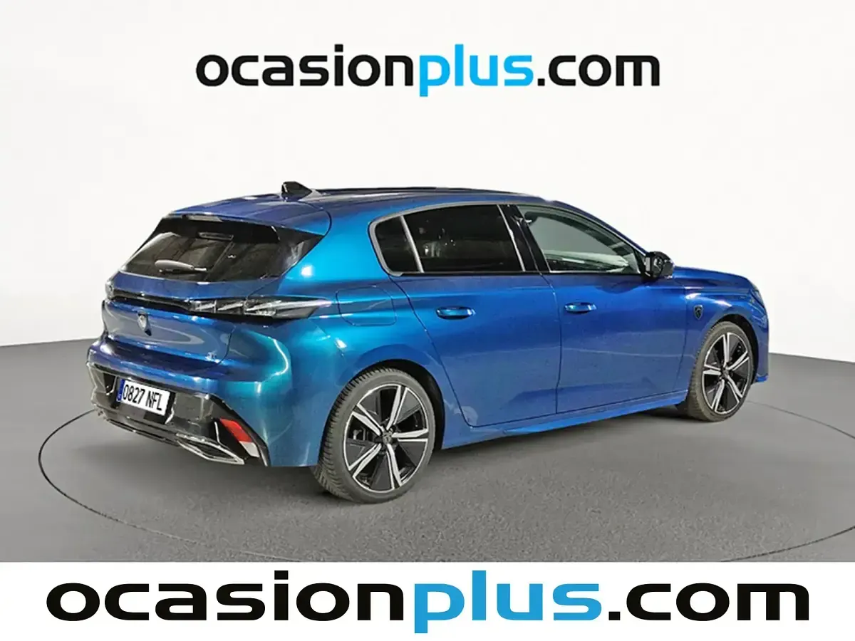 Usado Peugeot 308 GT 130 CV (95 kW) 2024 Azul Berlina